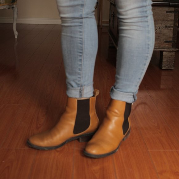Aldo tan chelsea boots - Picture 2 of 4